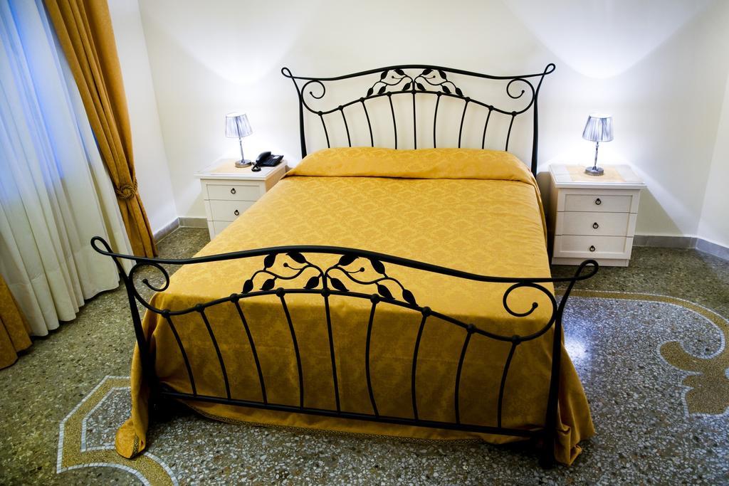مسينا B&B Lepanto الغرفة الصورة